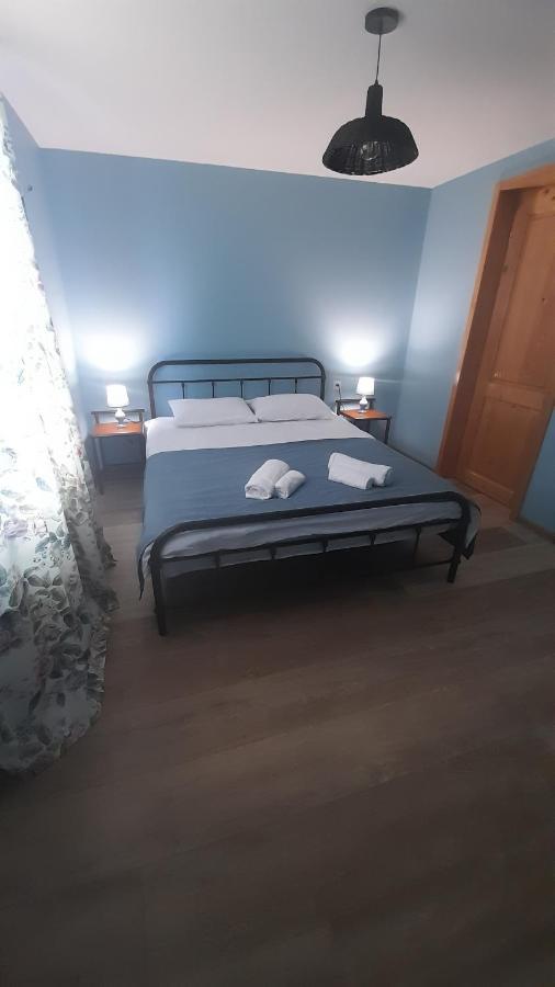 Hotel Mebo House Kutaisi Zewnętrze zdjęcie