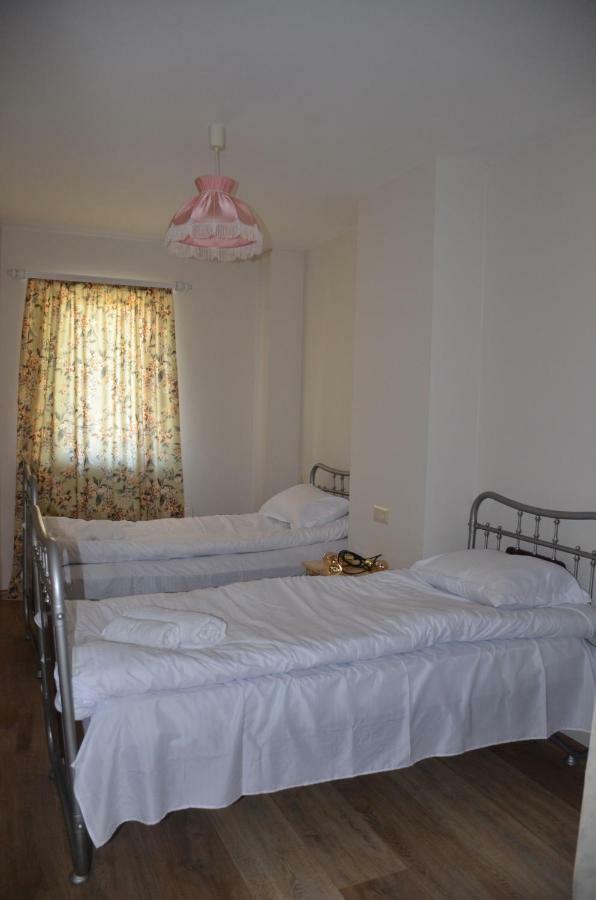 Hotel Mebo House Kutaisi Zewnętrze zdjęcie